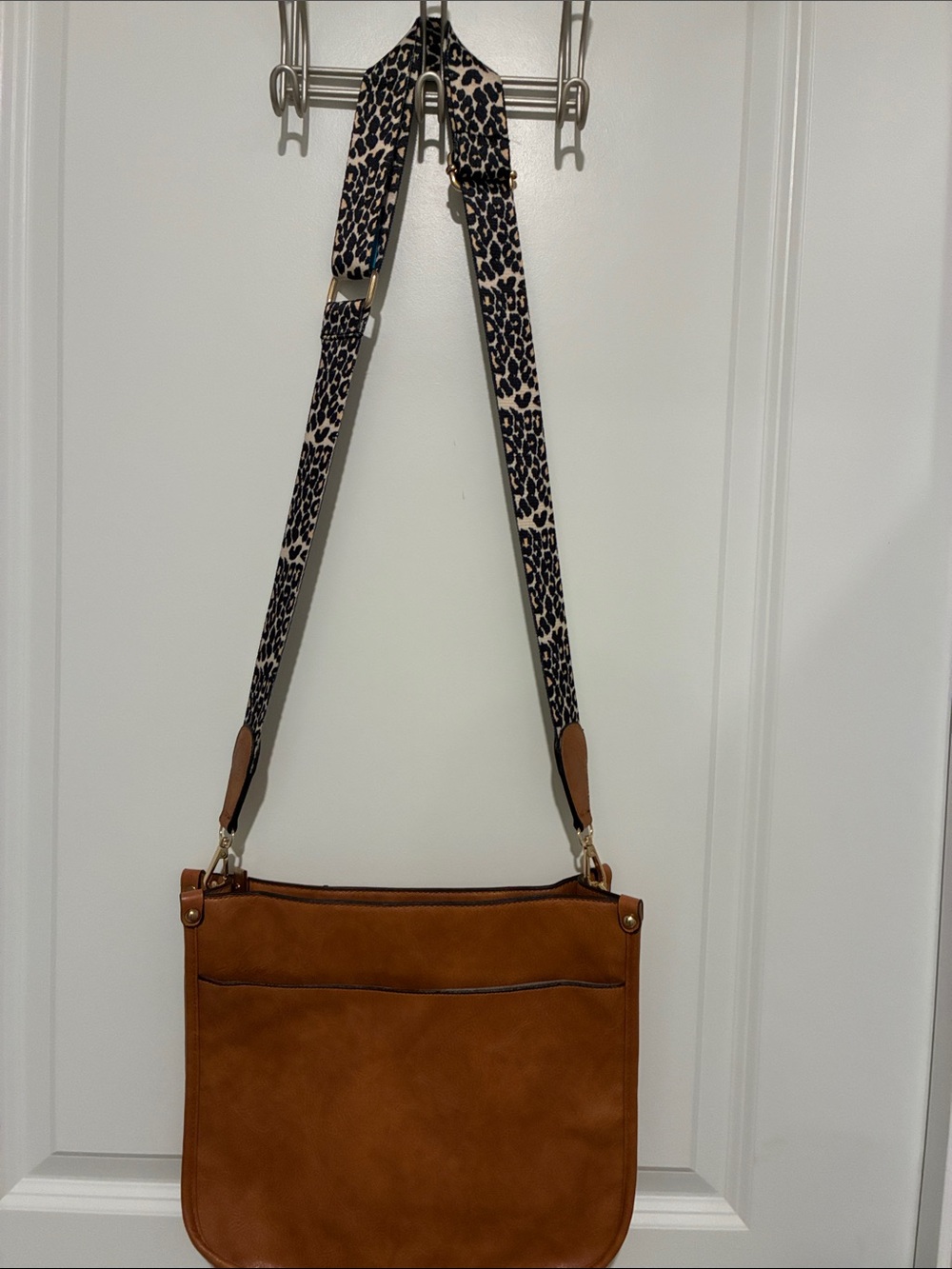 Classic Tan Crossbody Bag with Leopard Print Strap